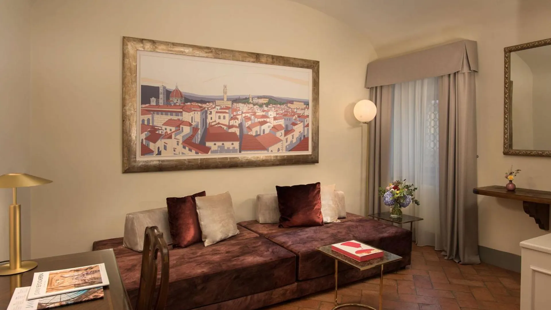 Hotel Nh Collection Firenze Porta Rossa 5*, Florencia